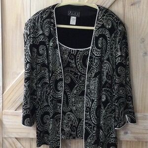 Alex Evenings dressy jacket top size XL. Black and silver design. Like new
